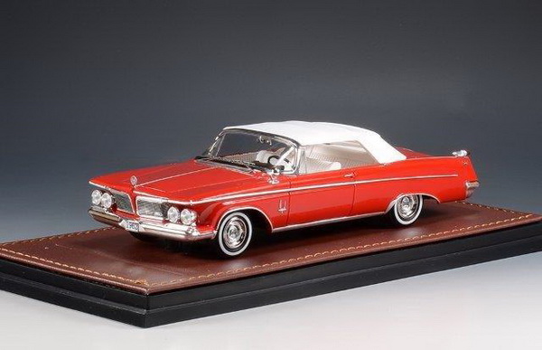 Chrysler Imperial Crown Convertible (closed) - red GLM132102 Модель 1:43